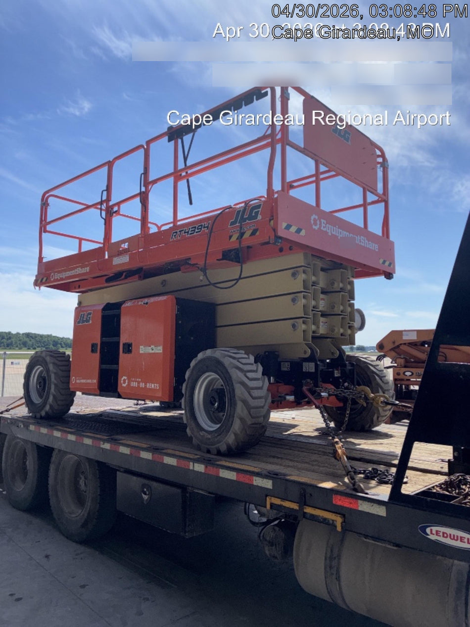 2023 JLG RT4394