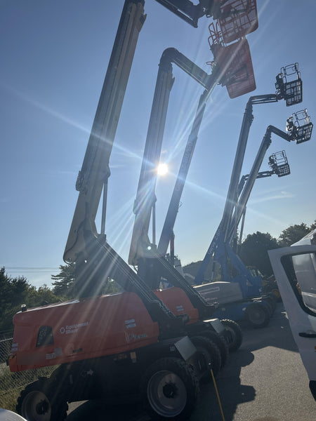 2025 JLG 660SJ