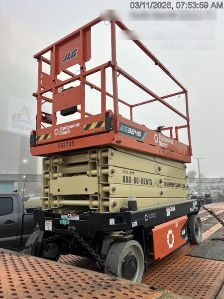 2025 JLG ES3246