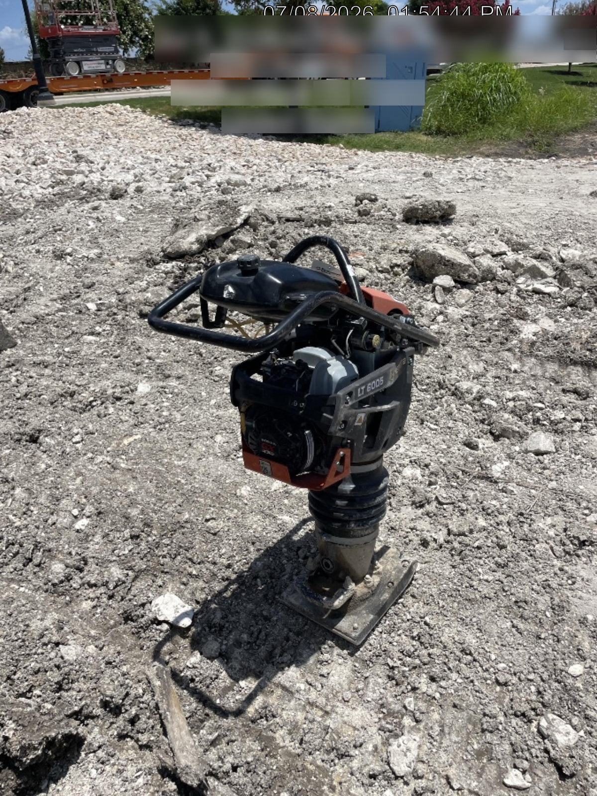 2025 HUSQVARNA LT6005