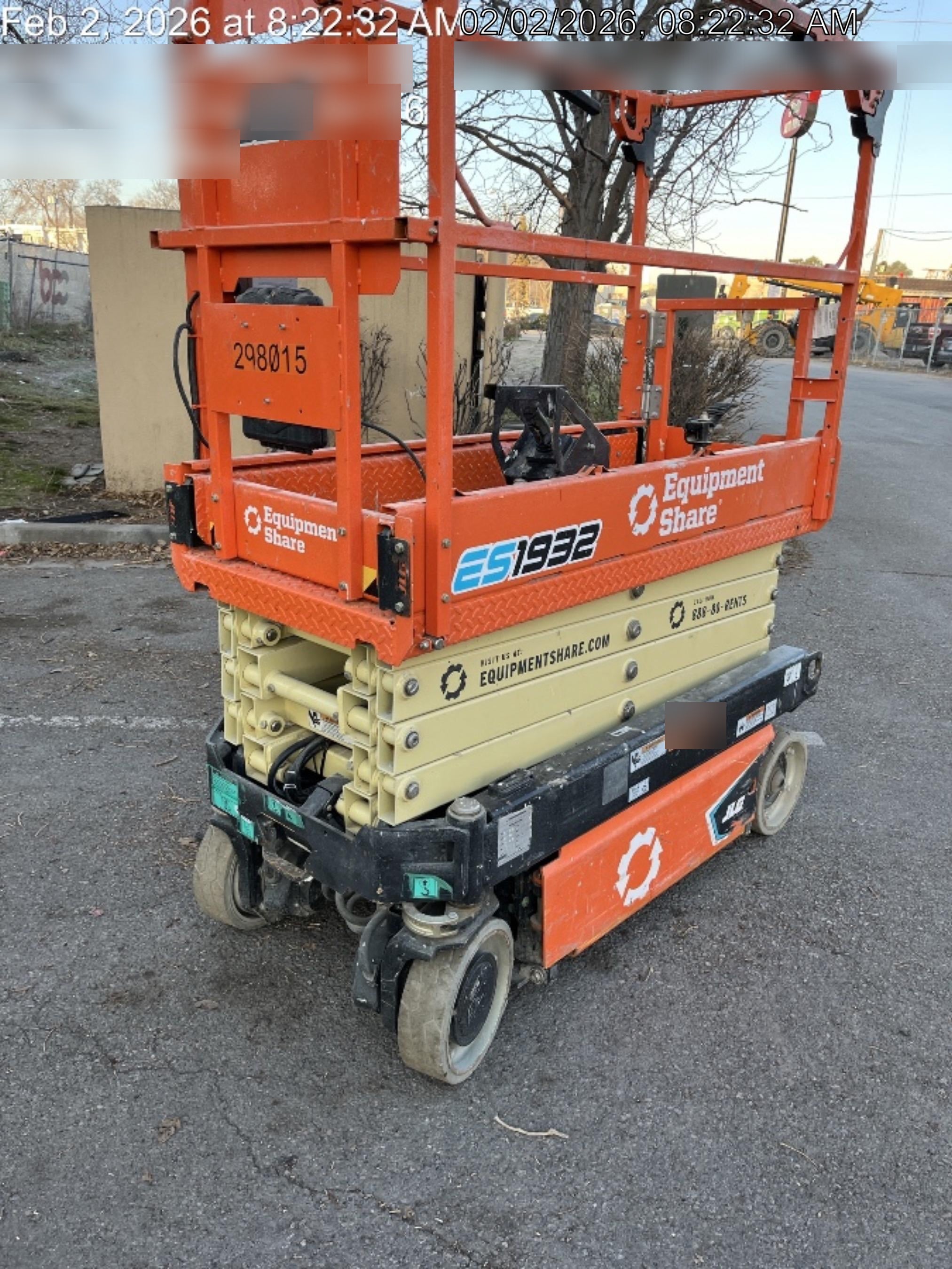 2023 JLG ES1932