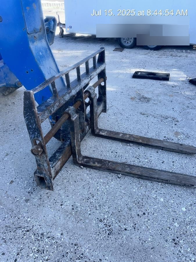 2017 Genie GTH-1056 Genie GTH1056, Solid Tires, 60" carriage, Open ROPS