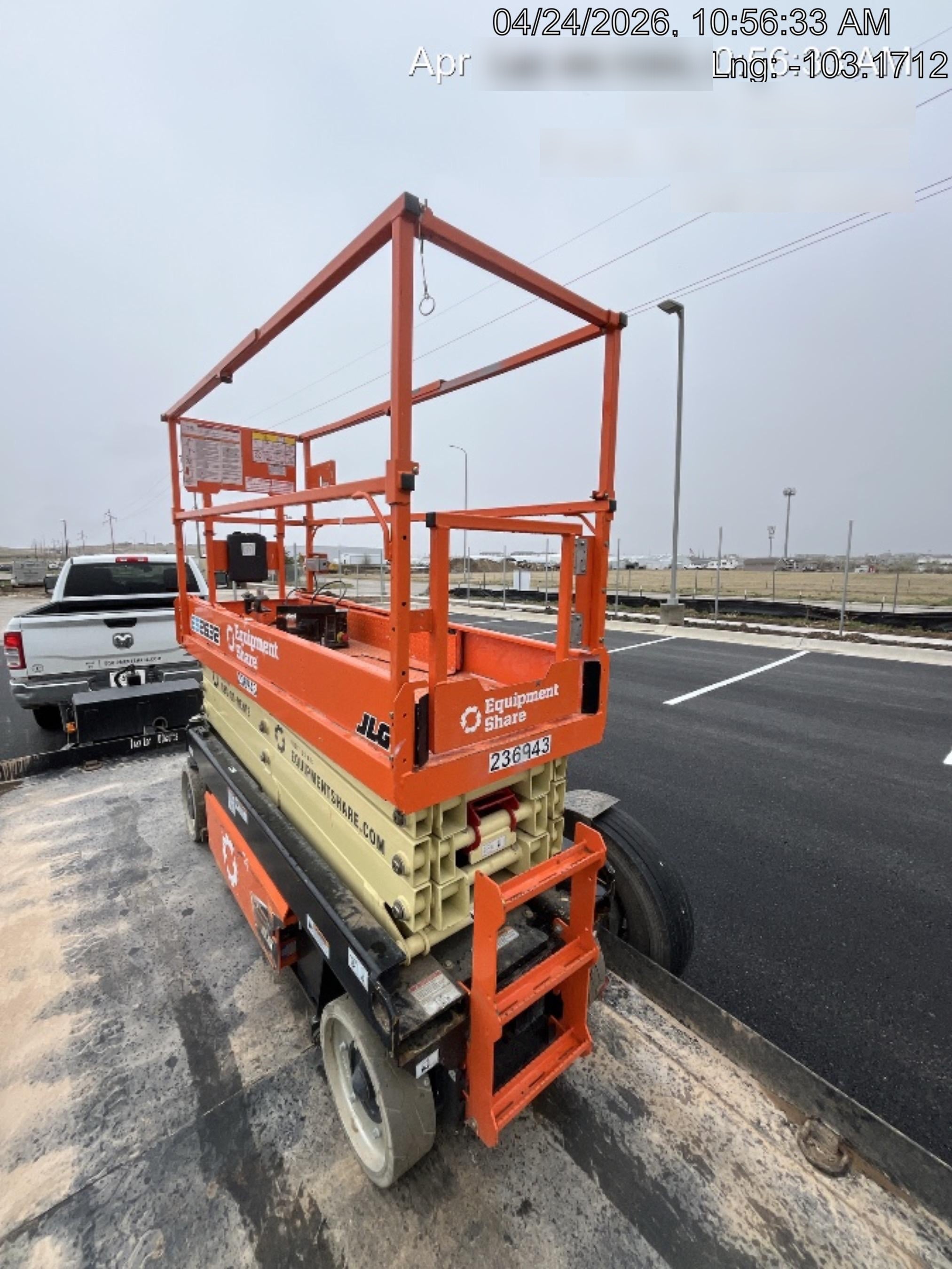 2022 JLG ES2632