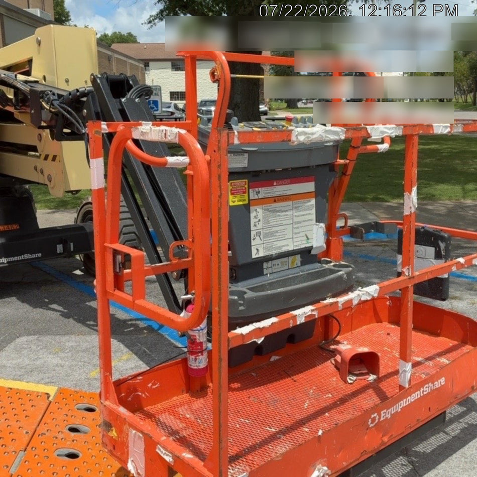 2023 JLG 450AJ
