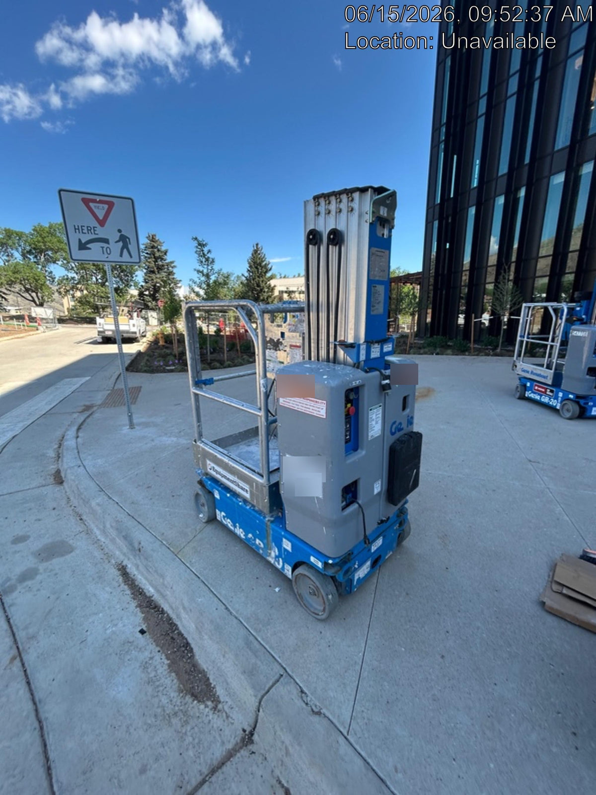 2019 GENIE GR-20