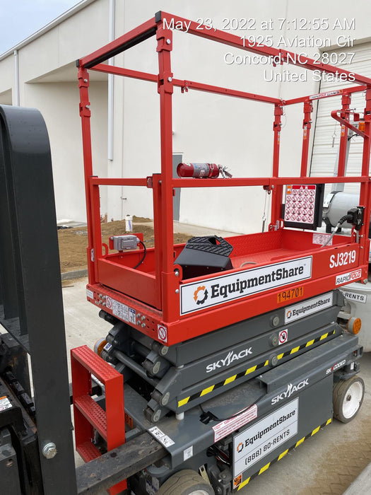 2021 SKYJACK SJ3219