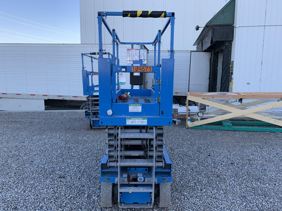 2020 Genie GS-2632 Solid NM Tires, Folding Rails with Half-Height Swing Gate, Beacon