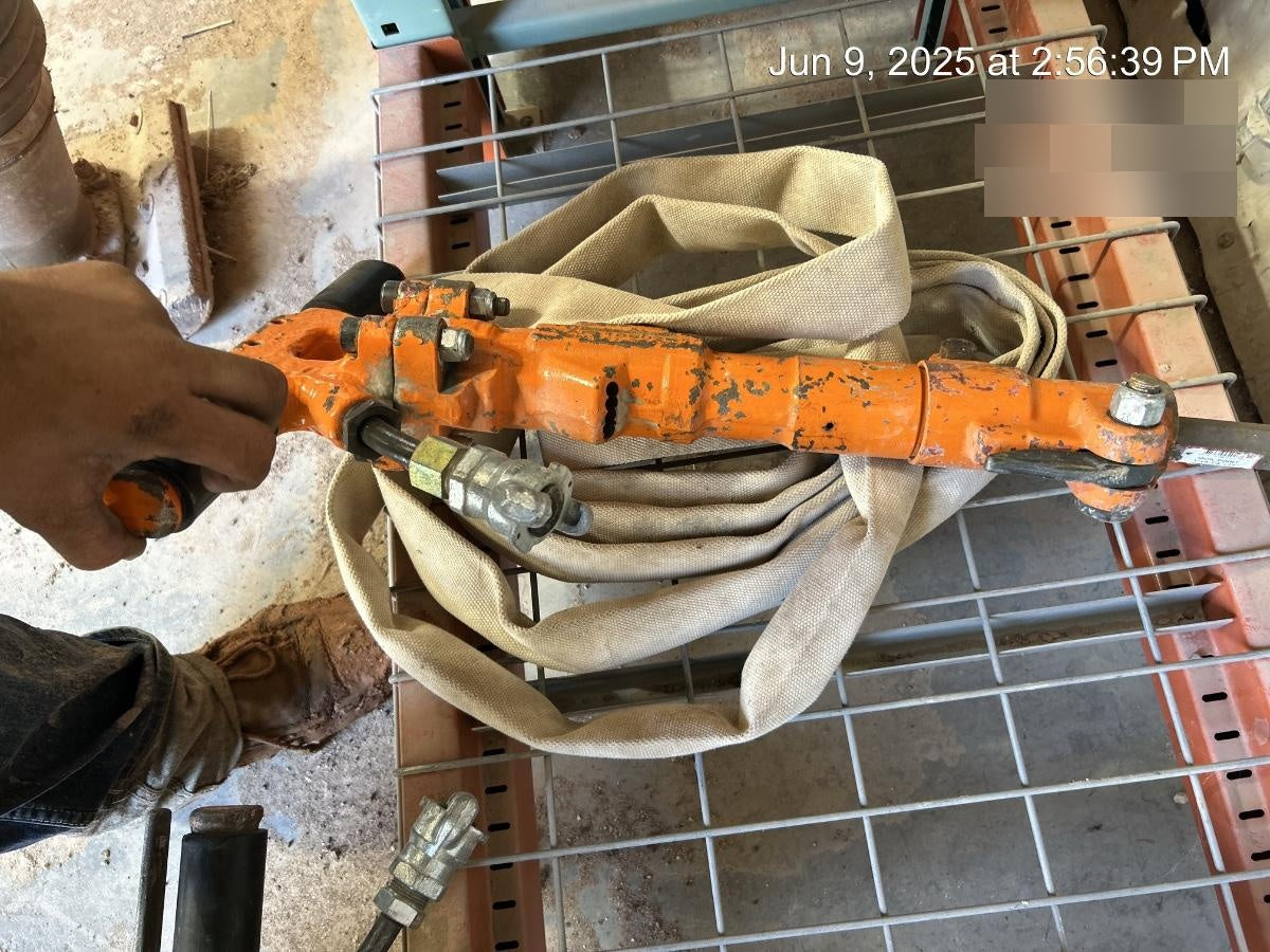 2021 MICHIGAN PNEUMATIC MP-30-1