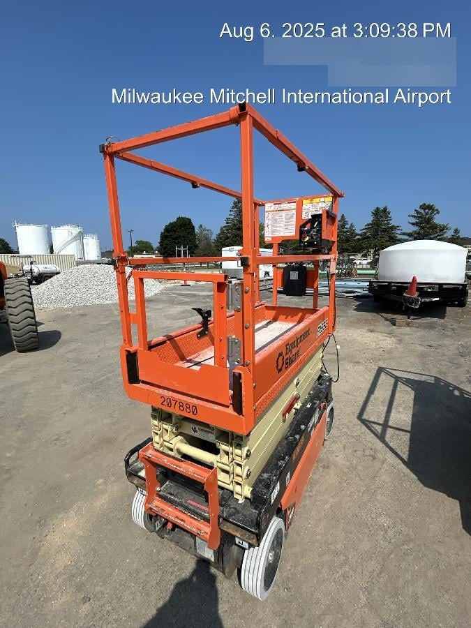 2022 JLG R1932