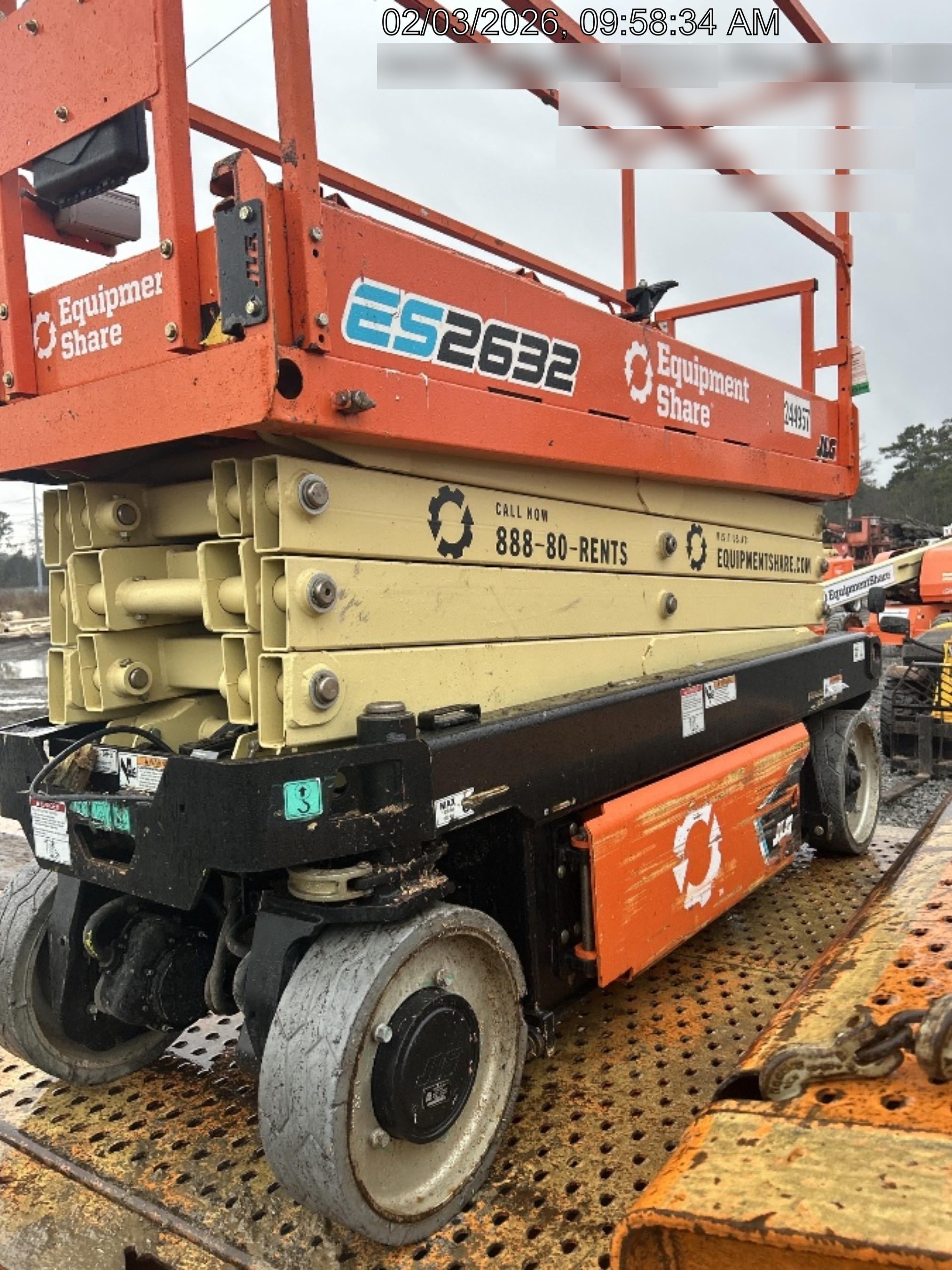 2022 JLG ES2632