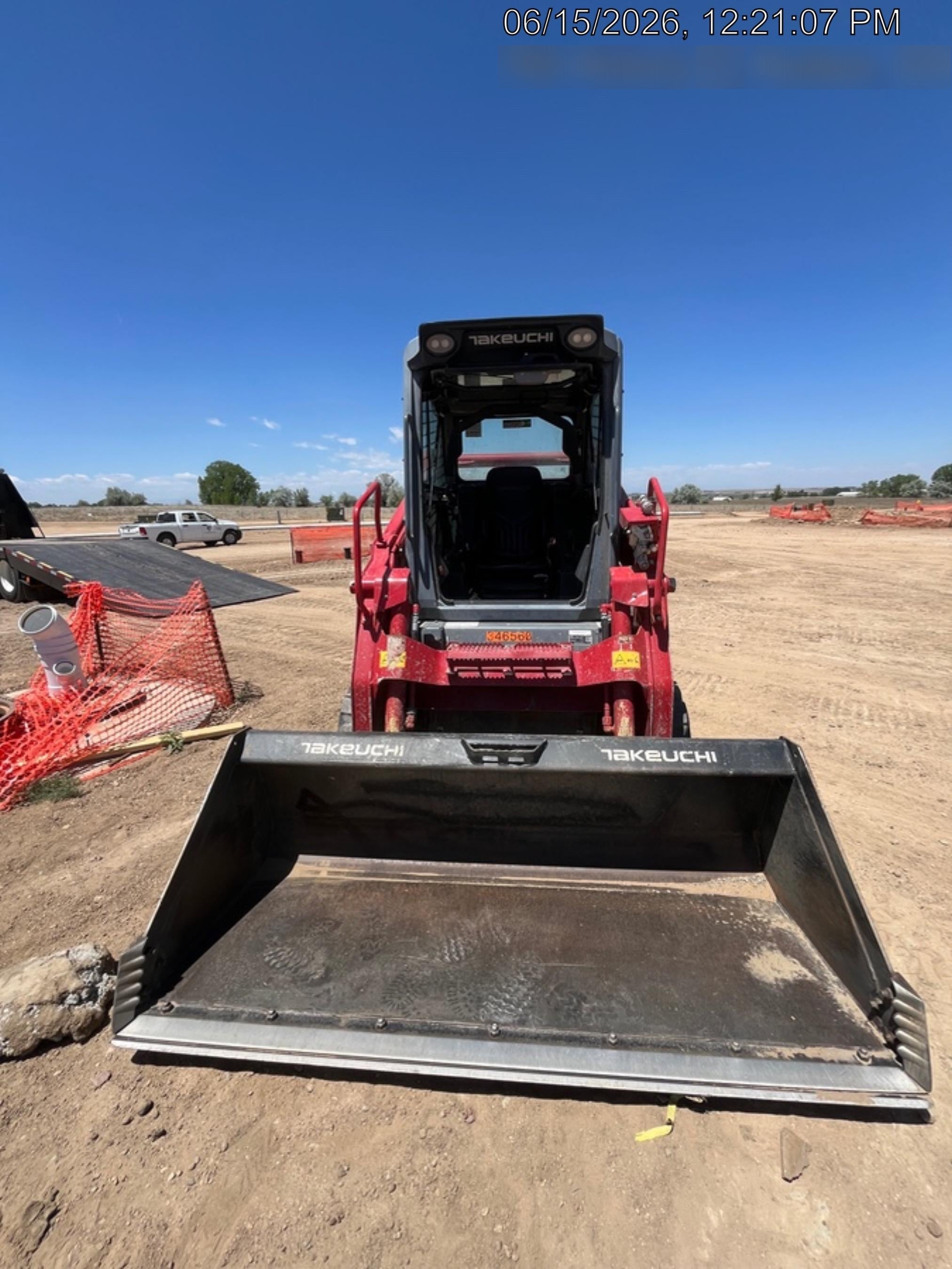 2023 TAKEUCHI TL10V2-CR