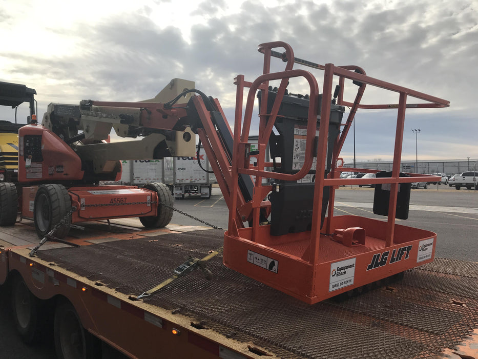 2019 JLG E450AJ