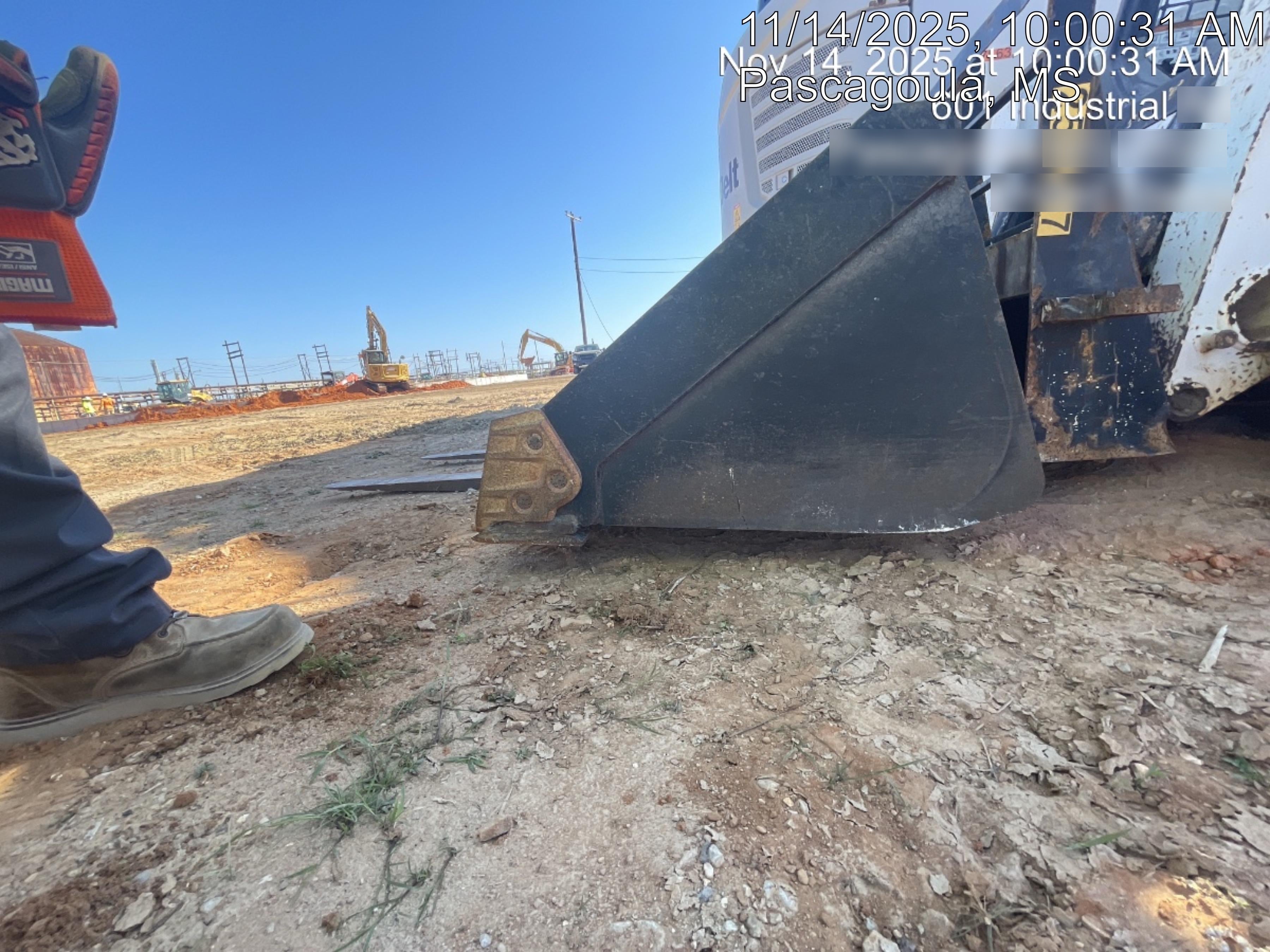 2022 ARROW MATERIAL HANDLING 72" Pallet Forks - Arrow