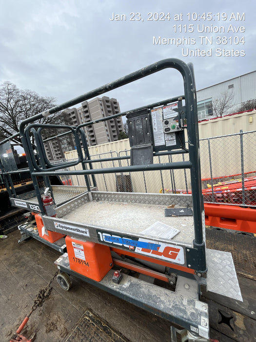 2021 JLG 1030P