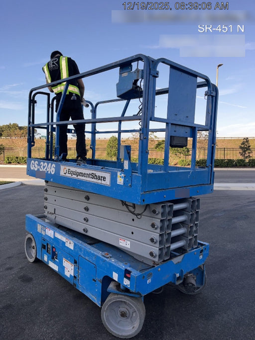 2020 Genie GS-3246 Standard, Folding full height swing gate