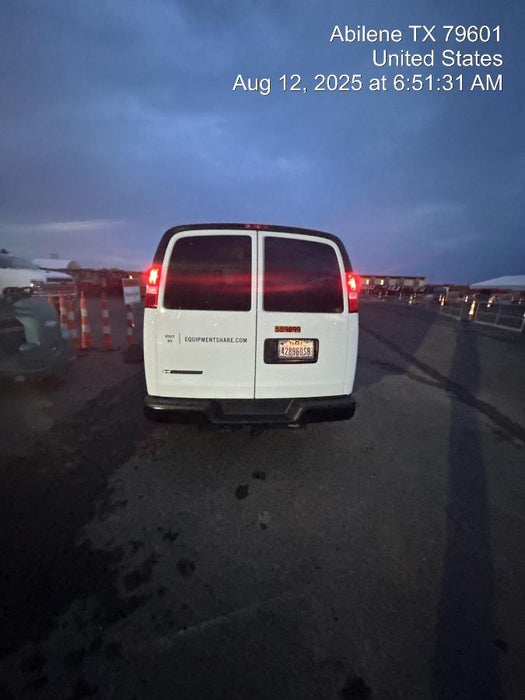 2025 CHEVROLET Express Van - Rental