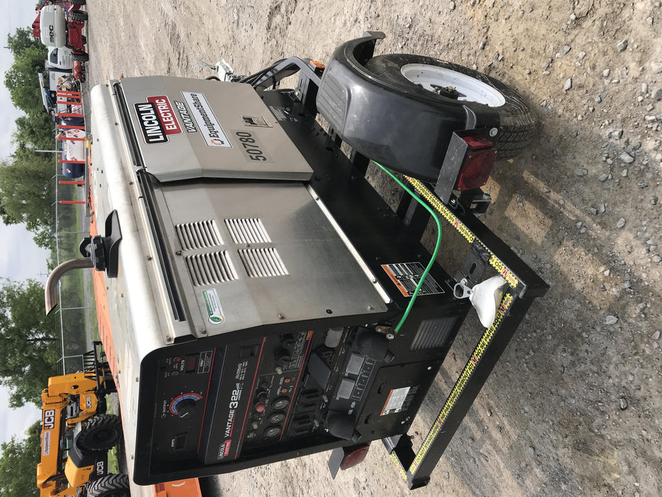 2019 Lincoln Electric Vantage 322 Welder Ready-Pak 3, Two wheel trailer, Fender and Light kit, Cable Rack