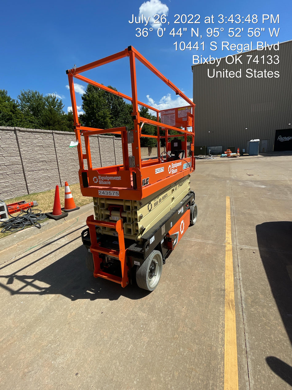 2022 JLG ES2632
