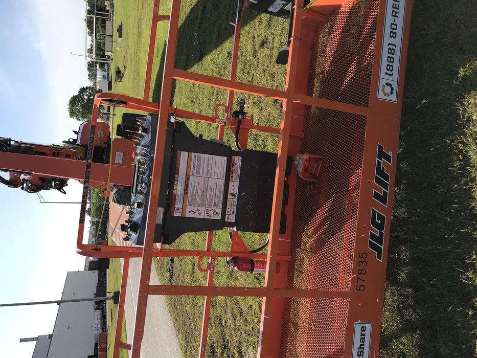 2019 JLG 1350SJP