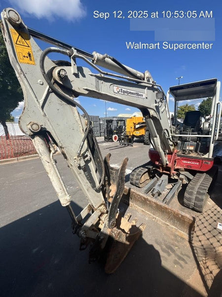2022 TAKEUCHI TB235-2R