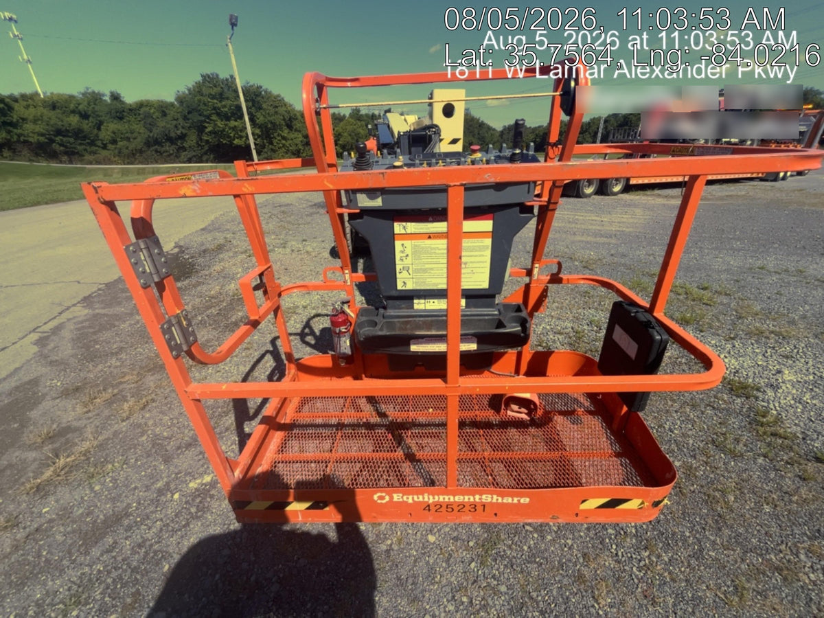 2024 JLG E450AJ