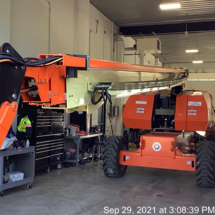 2021 JLG 860SJ