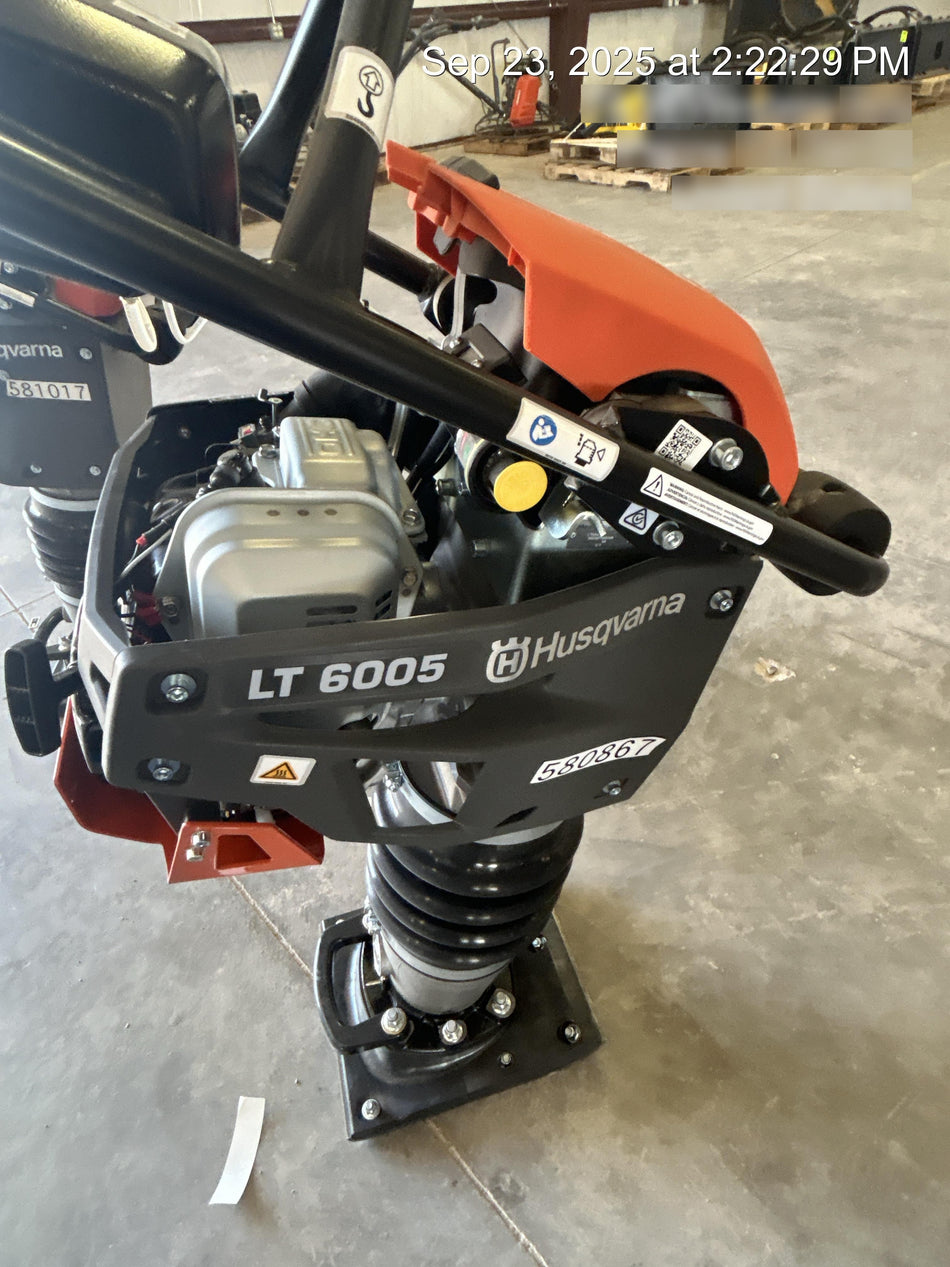 2025 HUSQVARNA LT6005
