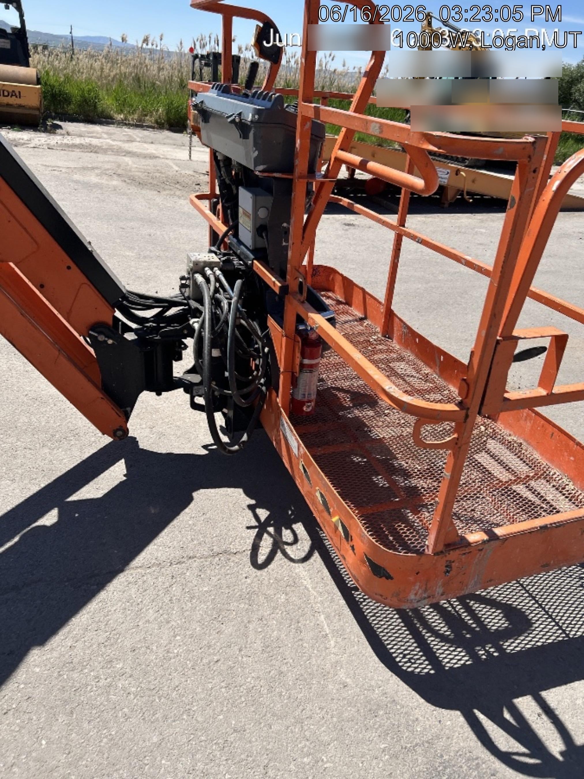 2020 JLG 660SJ