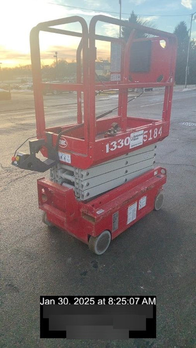 2017 MEC 1330SE 13' Scissor Lift w/2 Year Extended Full Warranty