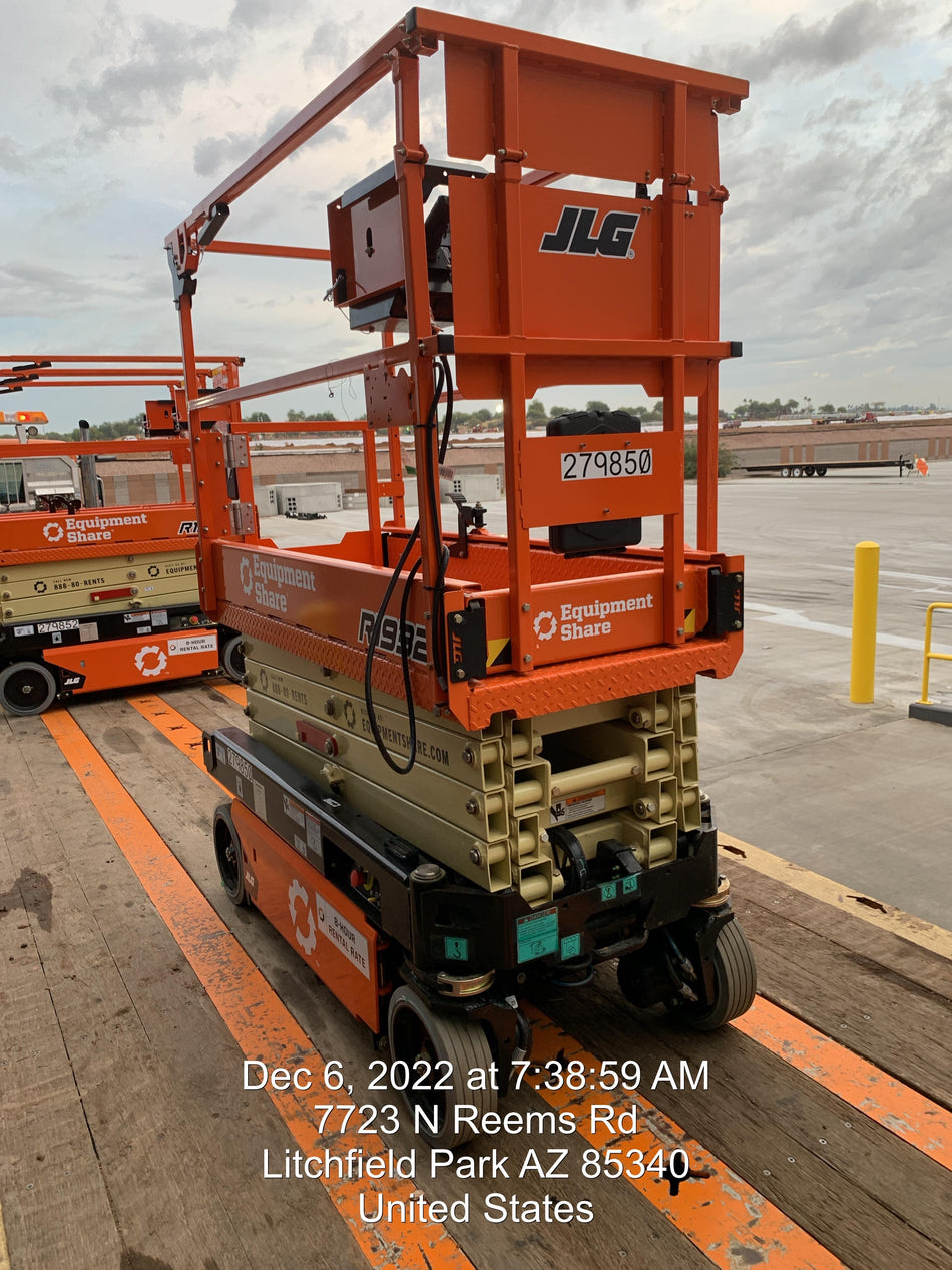 2022 JLG R1932