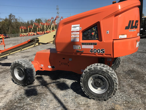 2019 JLG 400S