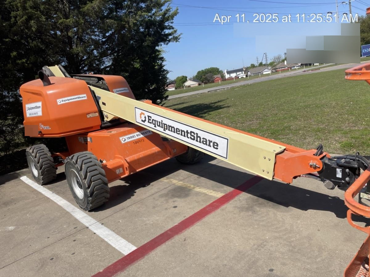 2020 JLG 400S