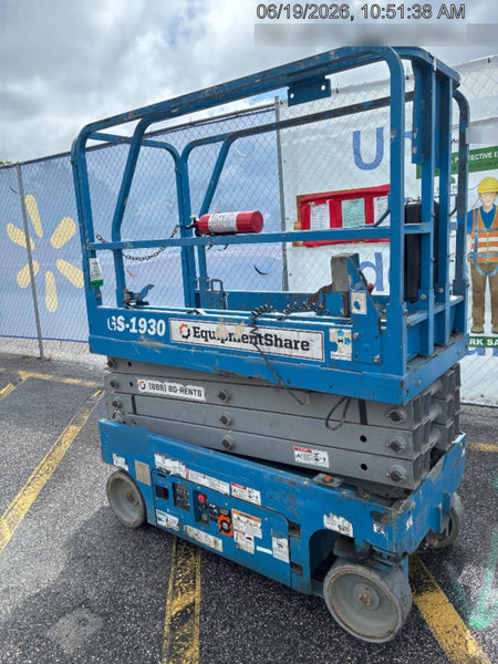 2019 Genie GS-1930 Fixed rails with chain Entry