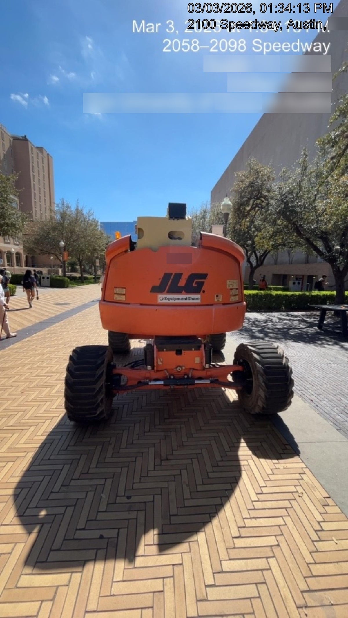 2019 JLG 450AJ