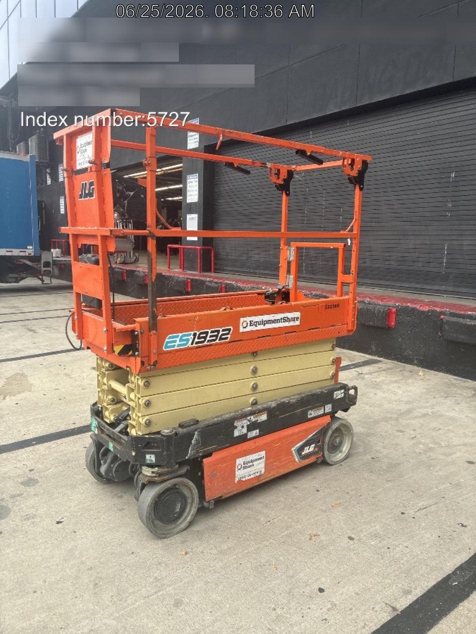 2022 JLG ES1932