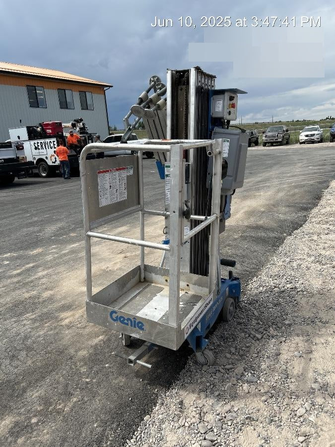 2019 GENIE AWP-30S