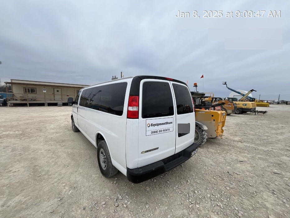 2023 CHEVROLET Express Van - Rental