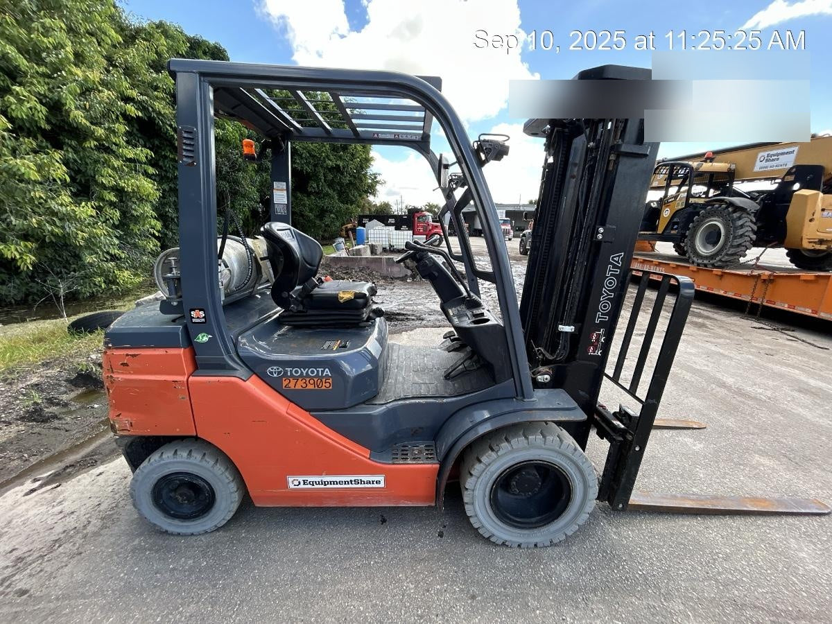 2022 TOYOTA 50-8FGU25