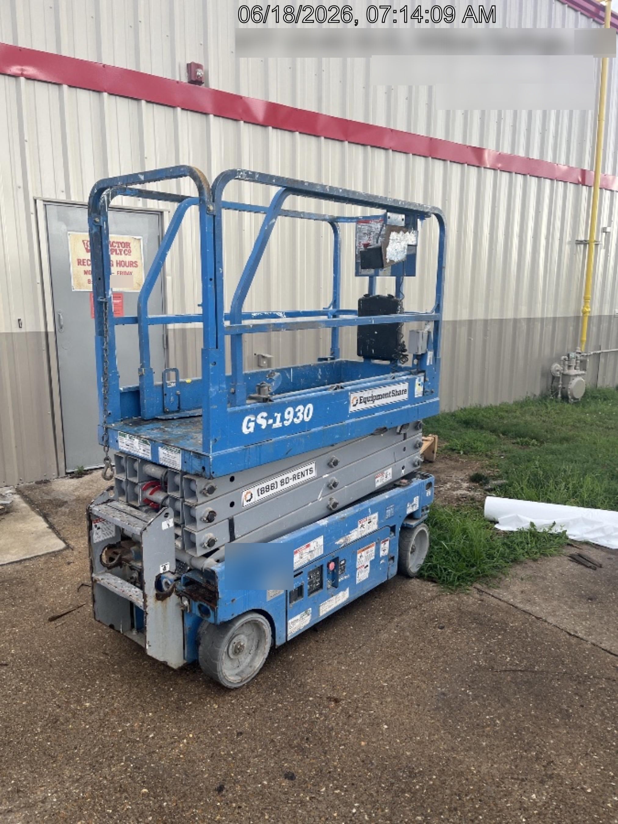 2019 Genie GS-1930 Fixed rails with chain Entry