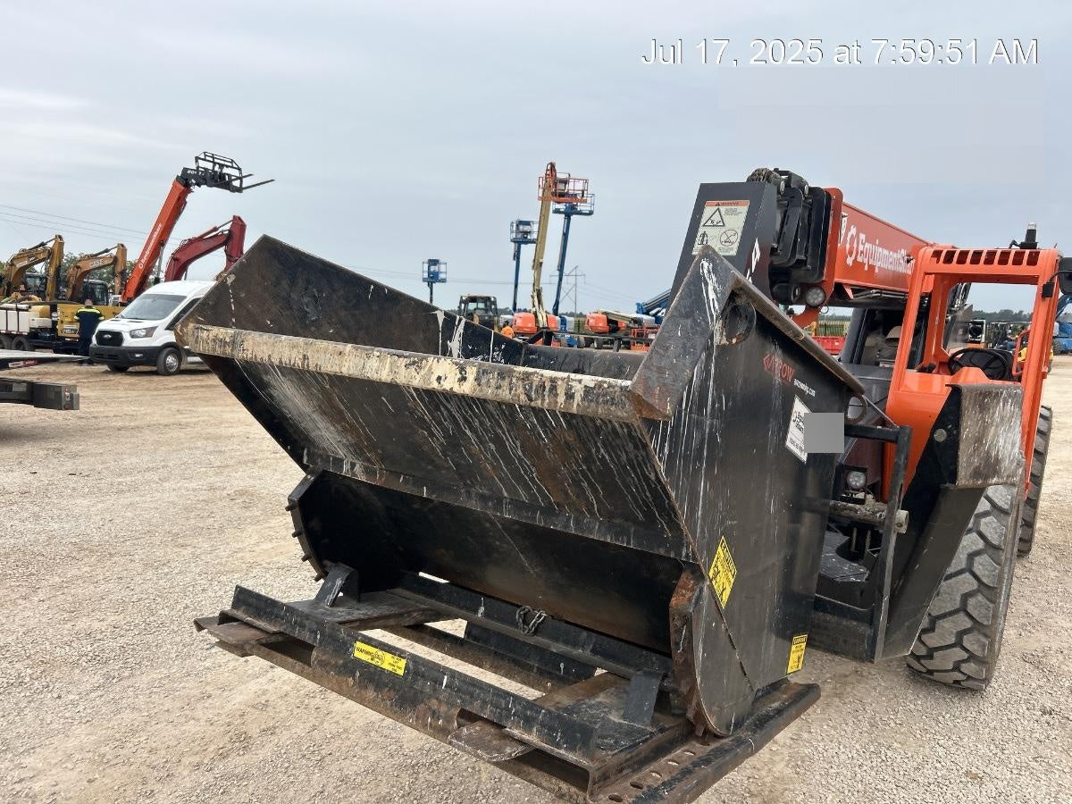 2019 ARROW MATERIAL HANDLING Dump Hopper