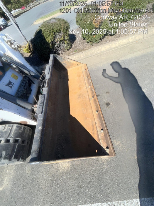 2025 JOHN DEERE 84" Bucket - John Deere