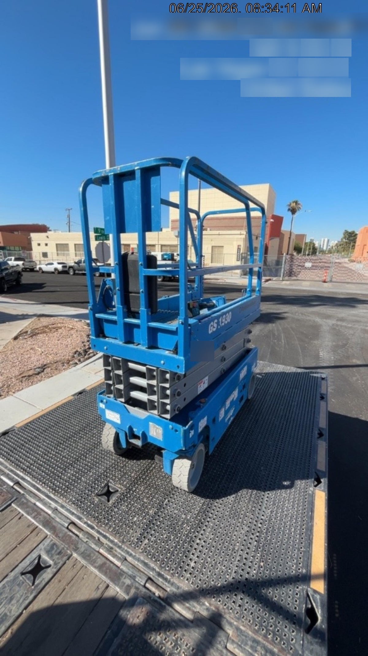 2019 Genie GS-1930 Fixed rails with chain Entry