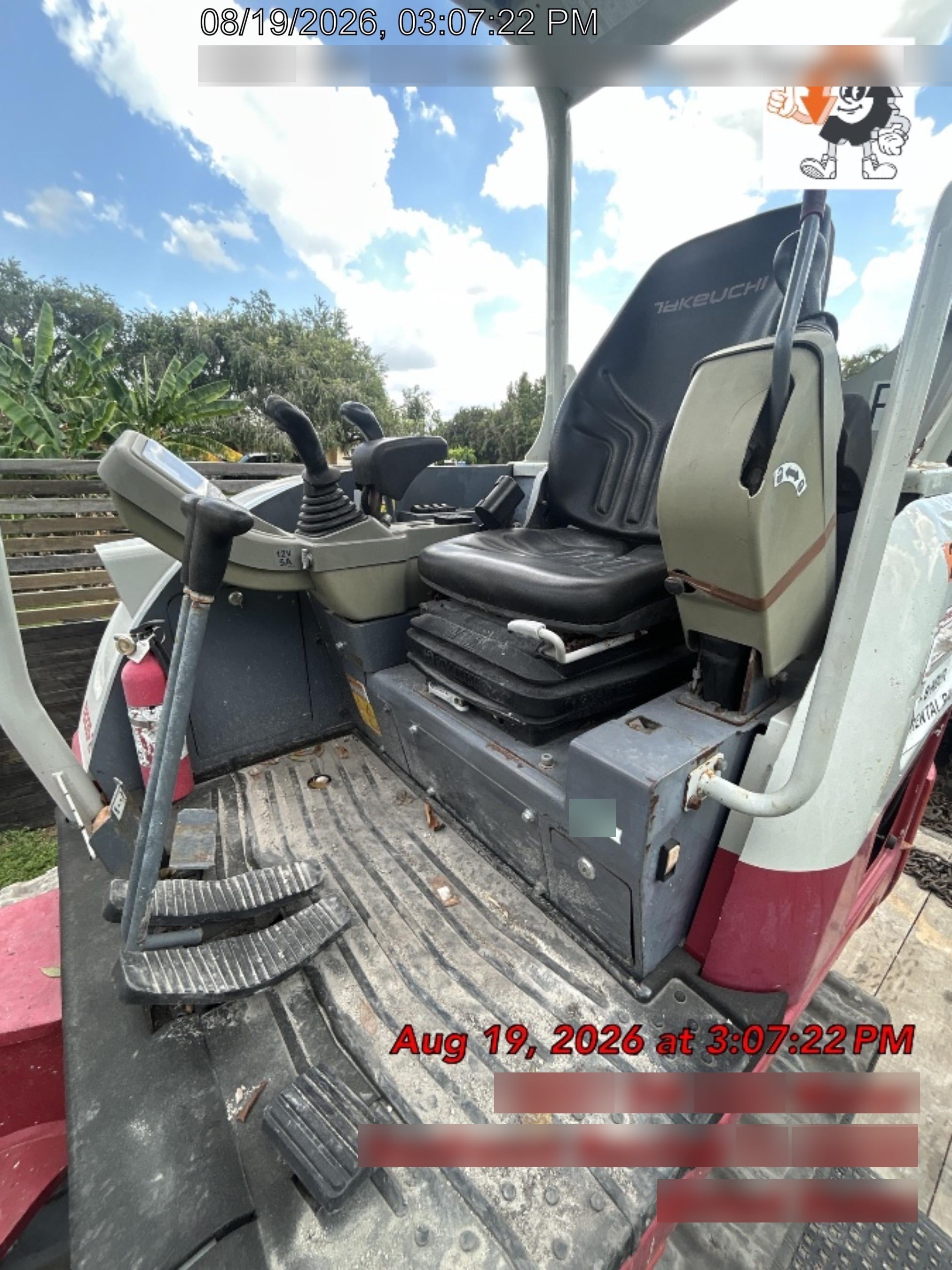 2022 TAKEUCHI TB235-2R