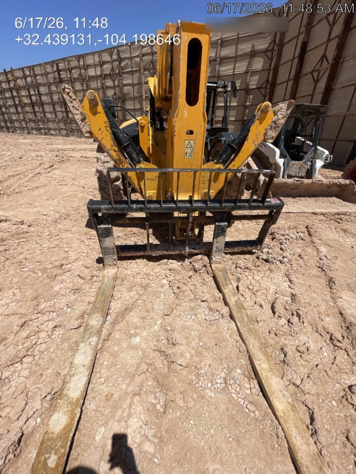 2022 JCB 510-56