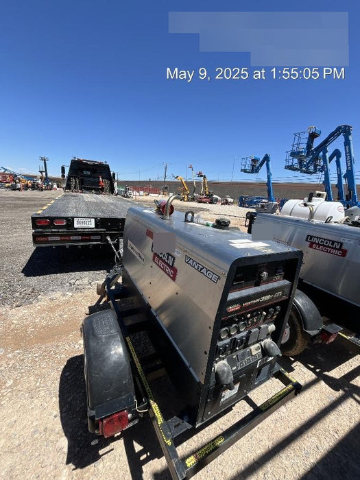 2019 Lincoln Electric Vantage 322 Welder Ready-Pak 3, Two wheel trailer, Fender and Light kit, Cable Rack