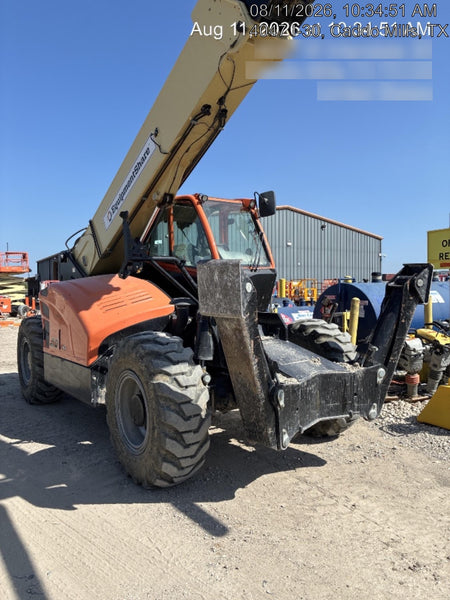 2022 JLG 1075