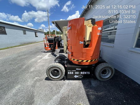 2025 JLG E300AJP