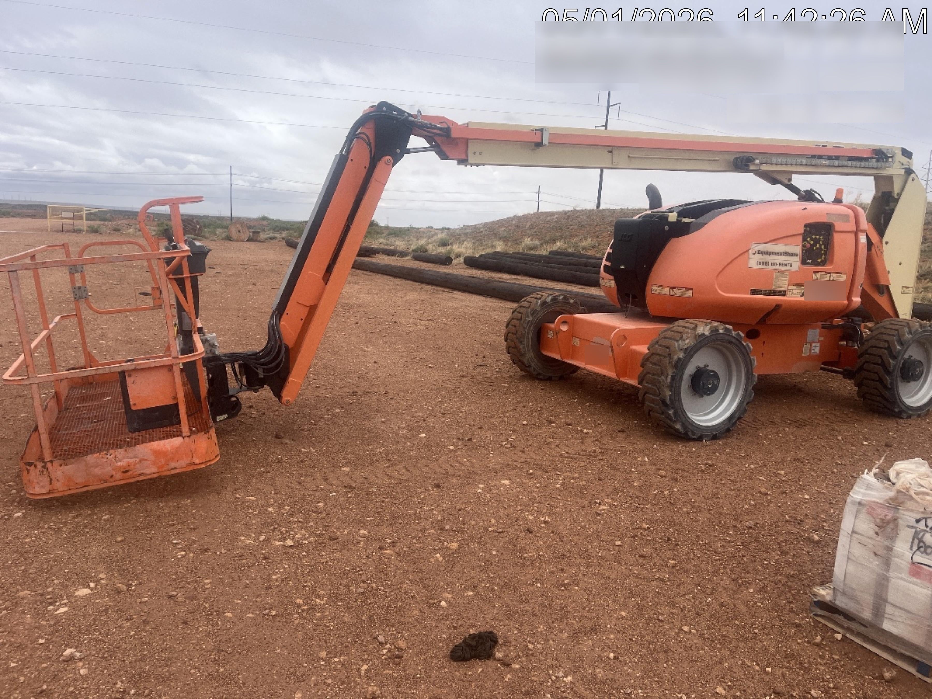 2019 JLG 600AJ