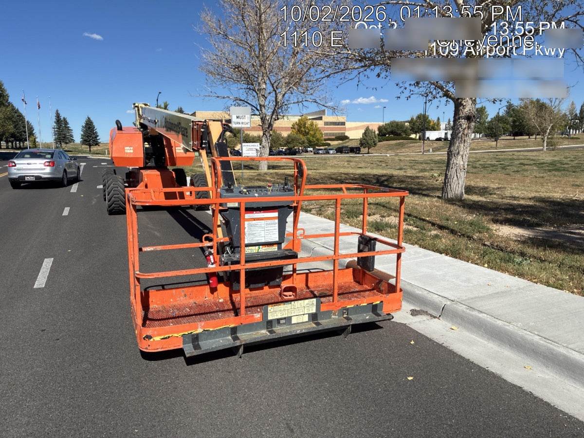 2022 JLG 860SJ