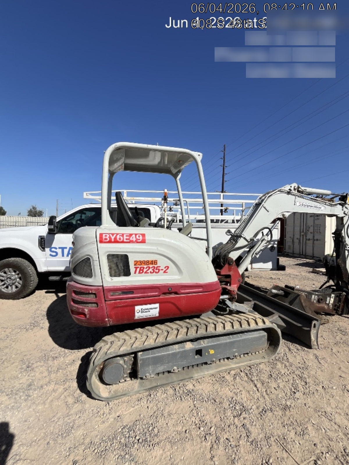 2022 TAKEUCHI TB235-2R